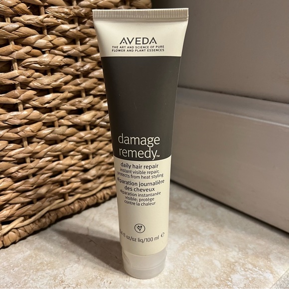 Bundle: Clean Beauty Hair Care - Obliophica, Aveda, Oribe, Drybar, Fekkai - Picture 12 of 13